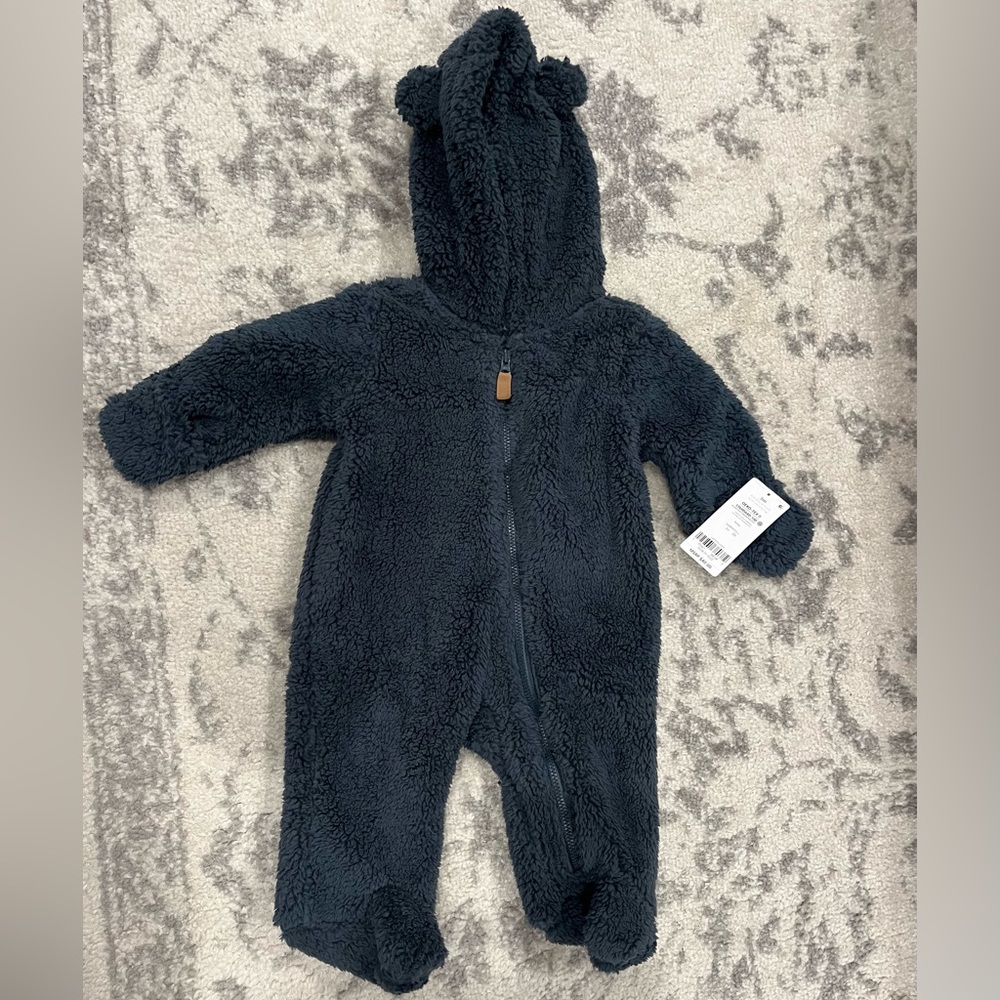 NWT 3 month Baby Sherpa Pram